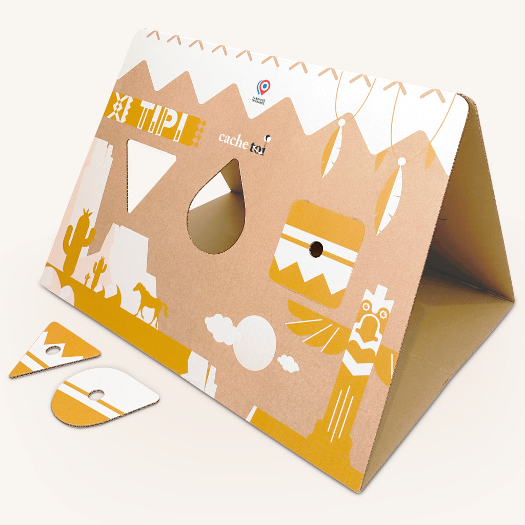 Tipi en carton pliable pour enfant cache-toi, vue de trois quarts avec ses formes géométriques détachables.